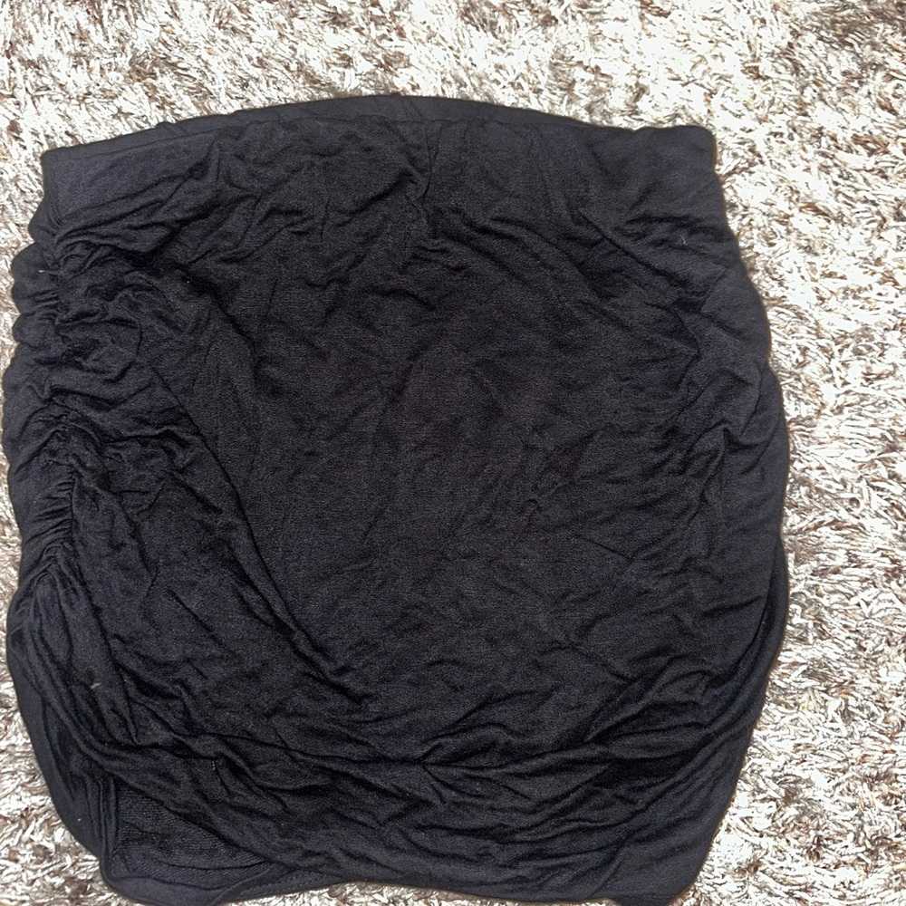 Black, runched, mini skirt. Size women’s medium.